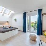 Bed & Breakfast Tinygreens Podebrady
