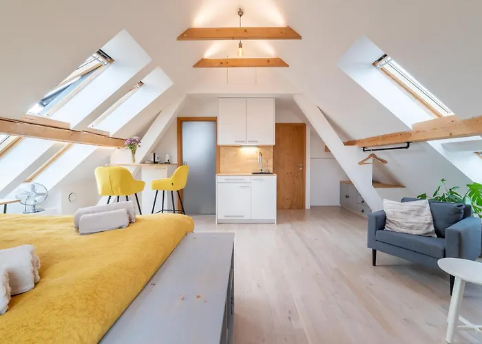 Bed & Breakfast Tinygreens