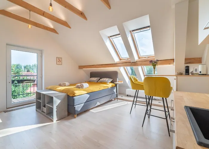 Tinygreens Bed & Breakfast *