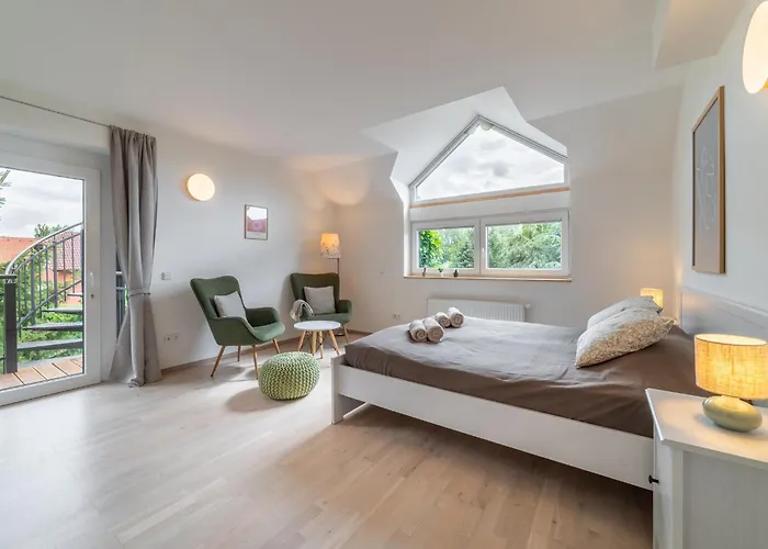 Bed & Breakfast Tinygreens