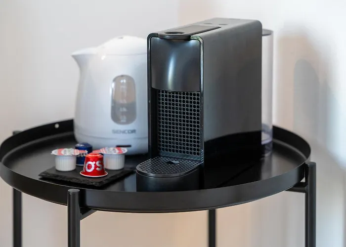 Bed & Breakfast Tinygreens *